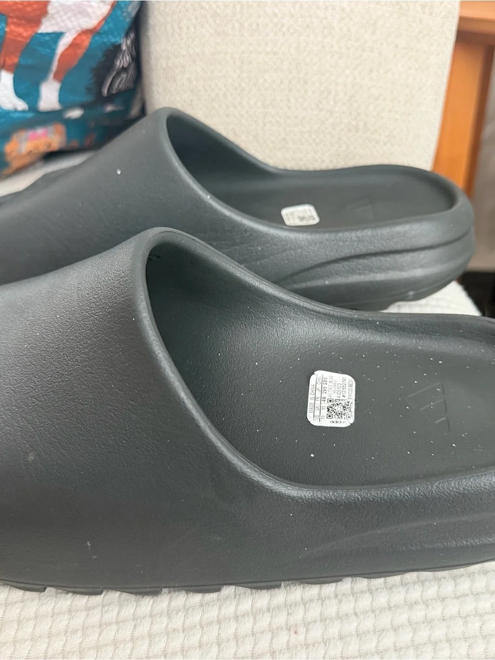 Adidas Yeezy Black Slides